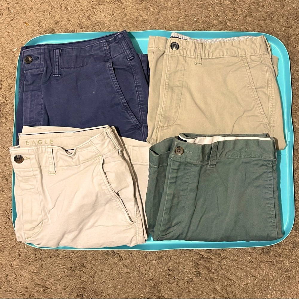 4 pair of shorts Men’s size 32 waist